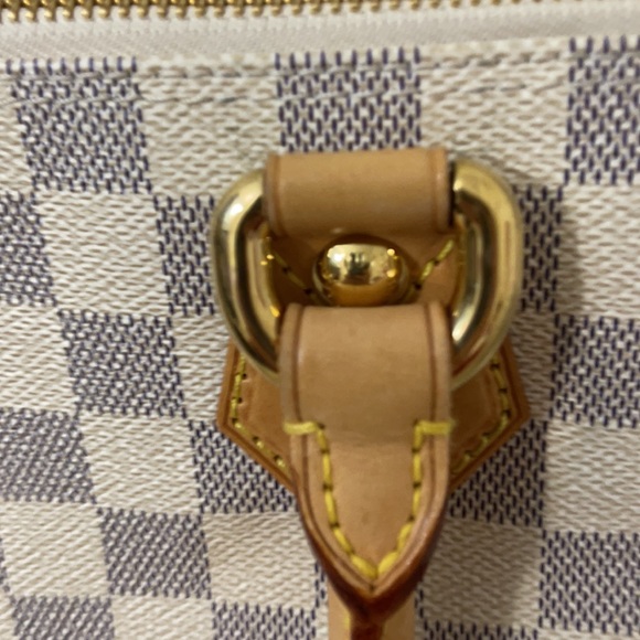 Authentic vintage saleya Louis Vuitton bag - Picture 2 of 11